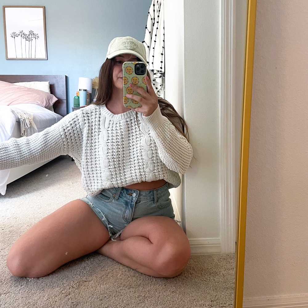 White chunky knit sweater